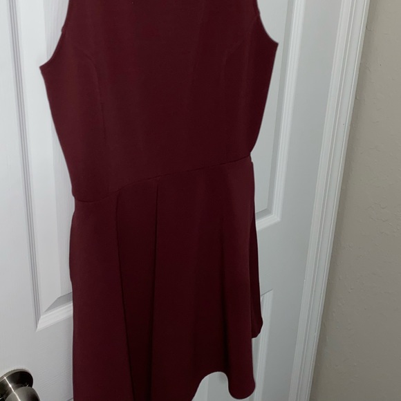 Kendall & Kylie dress - Picture 3 of 7